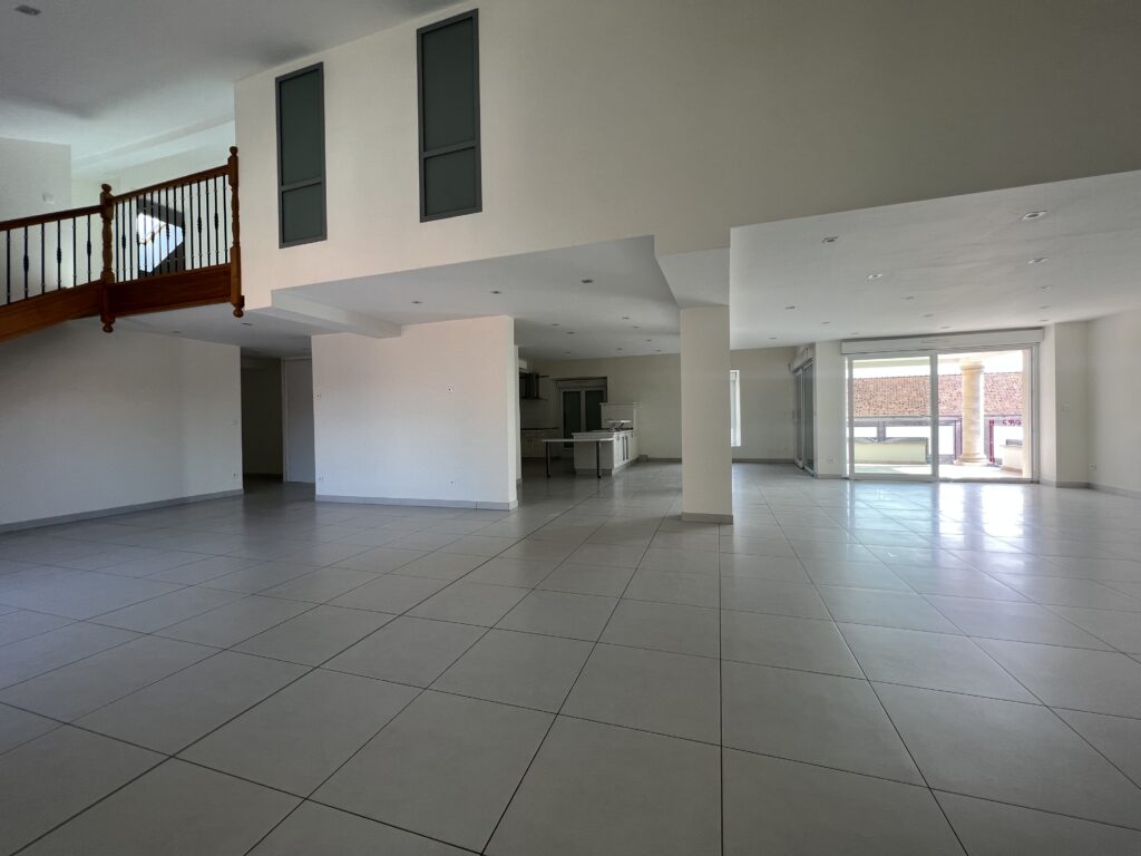Maison avec terrasse